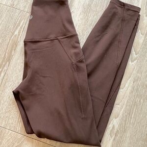 Align HR Legging 25” * Pockets